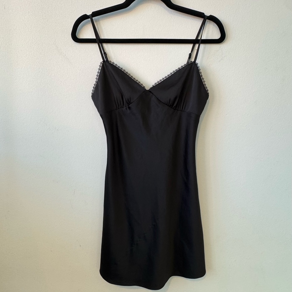 Sunday Best Black Chemise with Flower Lace Trim XS